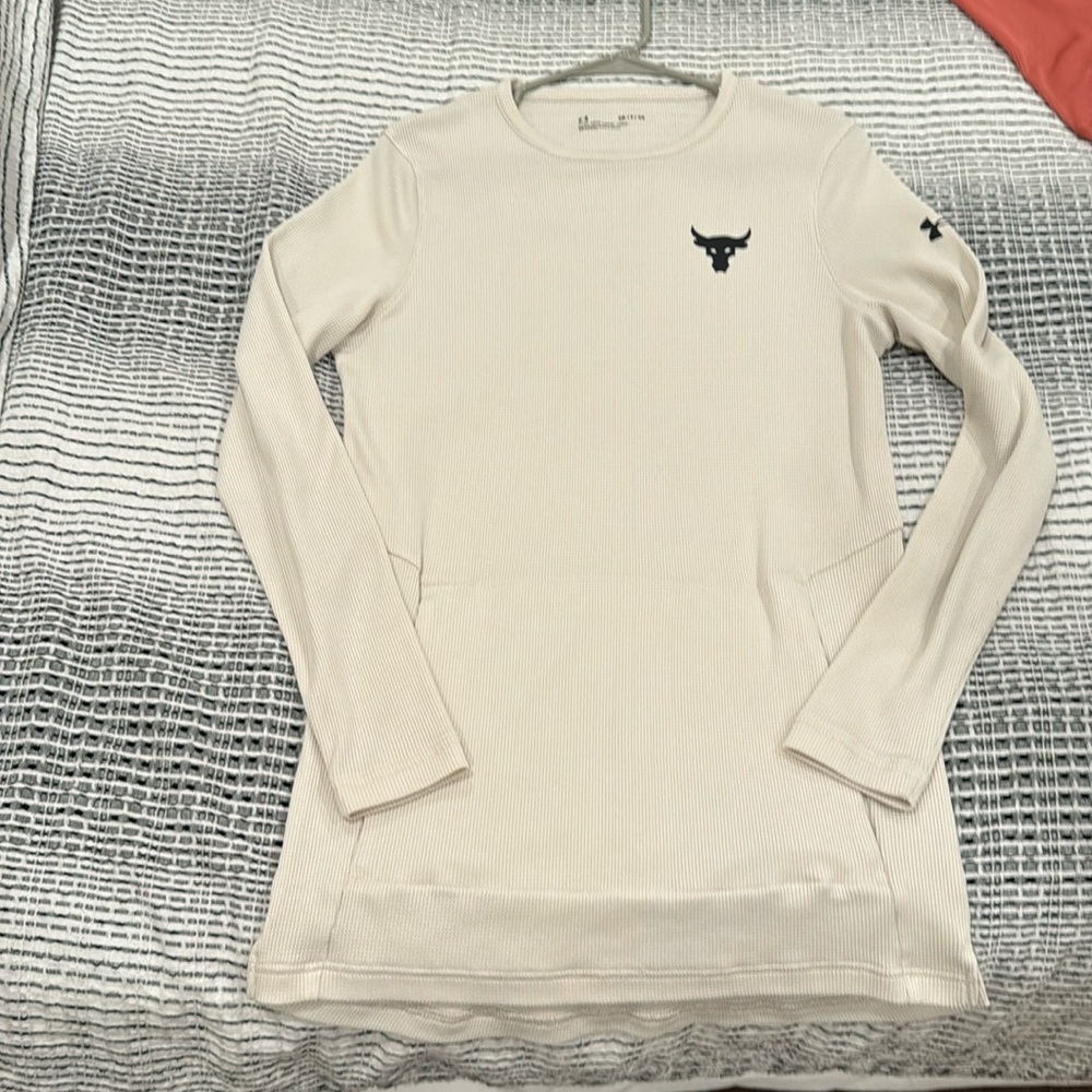 Project rock performance long sleeve